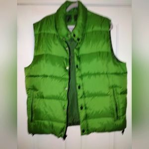 Women's Old Navy large puffer vest